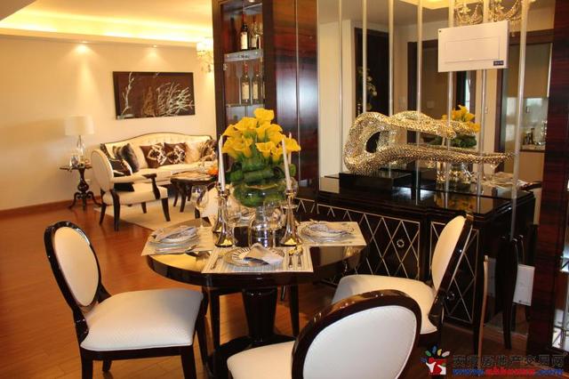 样板房效果 17/24