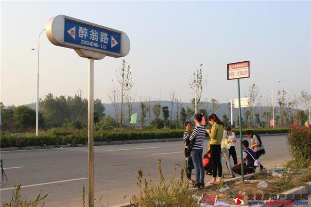 周边环境图 6/13