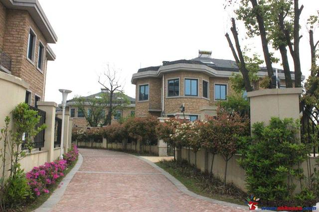 铜冠三江明珠实景图 5/14