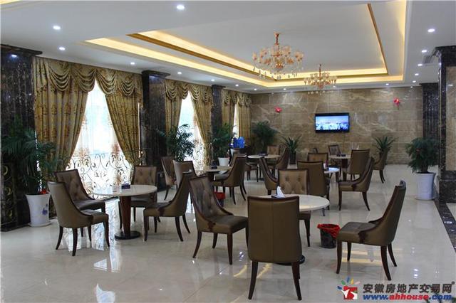 营销中心内景 12/15