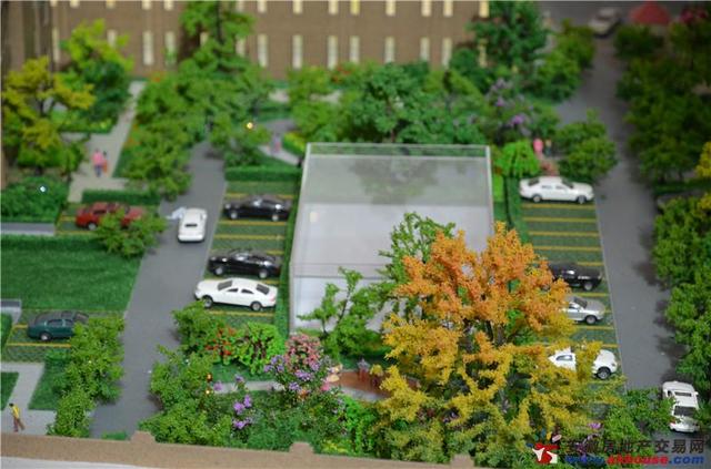 国购广场沙盘局部图 14/19