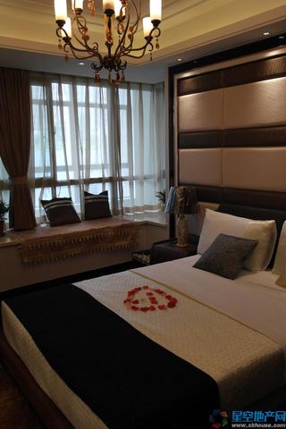 118平米A户型样板房主卧 1/5