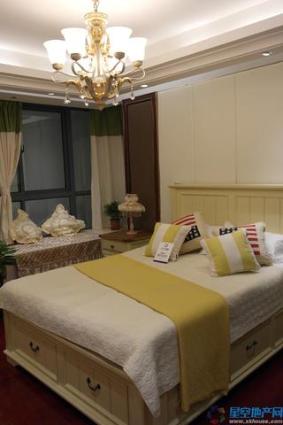 103平米B户型样板房书主卧 13/14