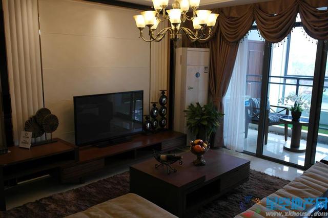 118平米A户型样板房客厅 3/14