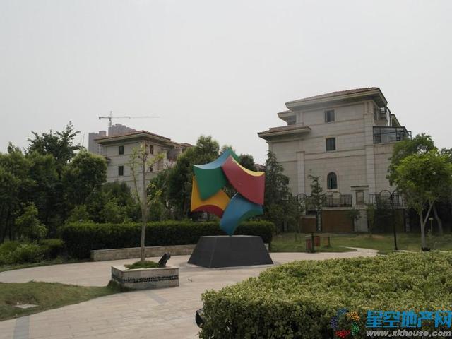 别墅实景图 3/20