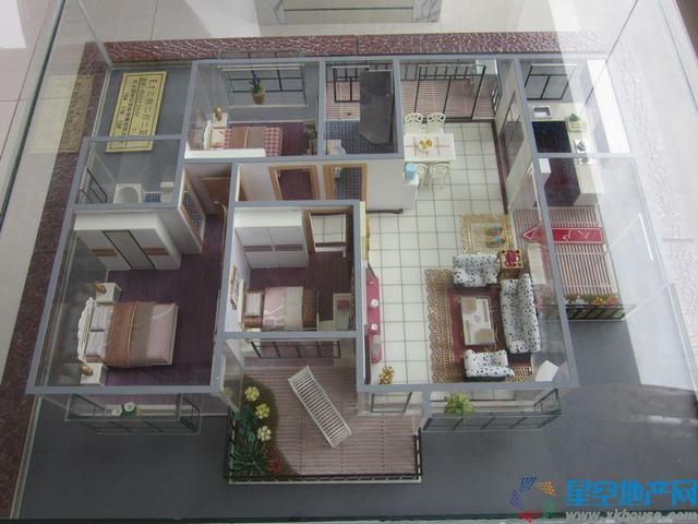 尚书房E1户型沙盘照 3/12