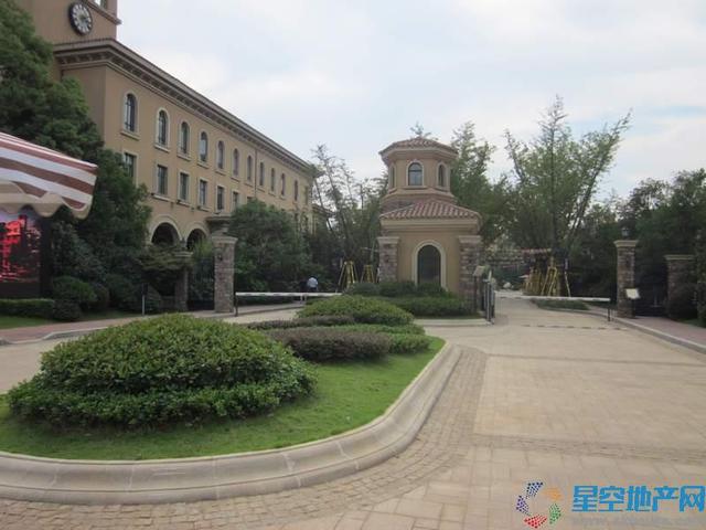 极地盛世名都实景图 16/19