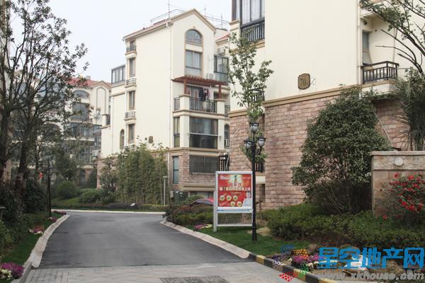 小区环境 1/2